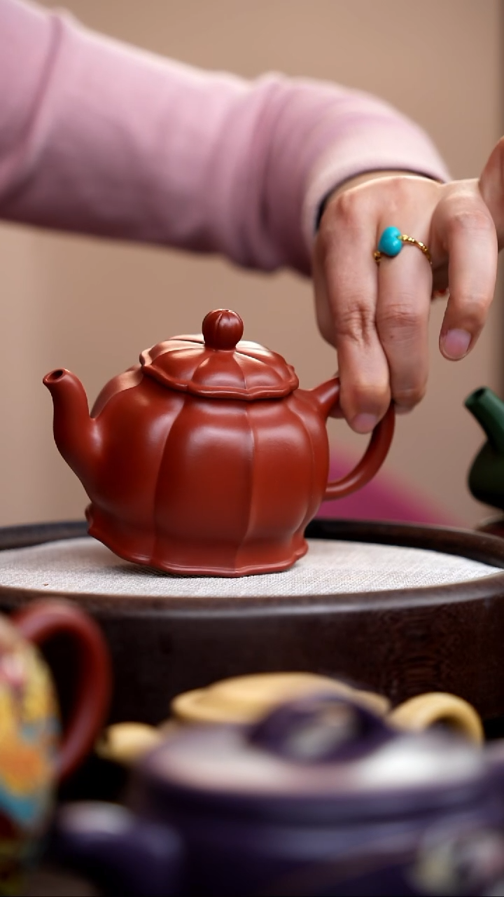 茶壶紫砂大红袍筋囊宫灯绣箩裙