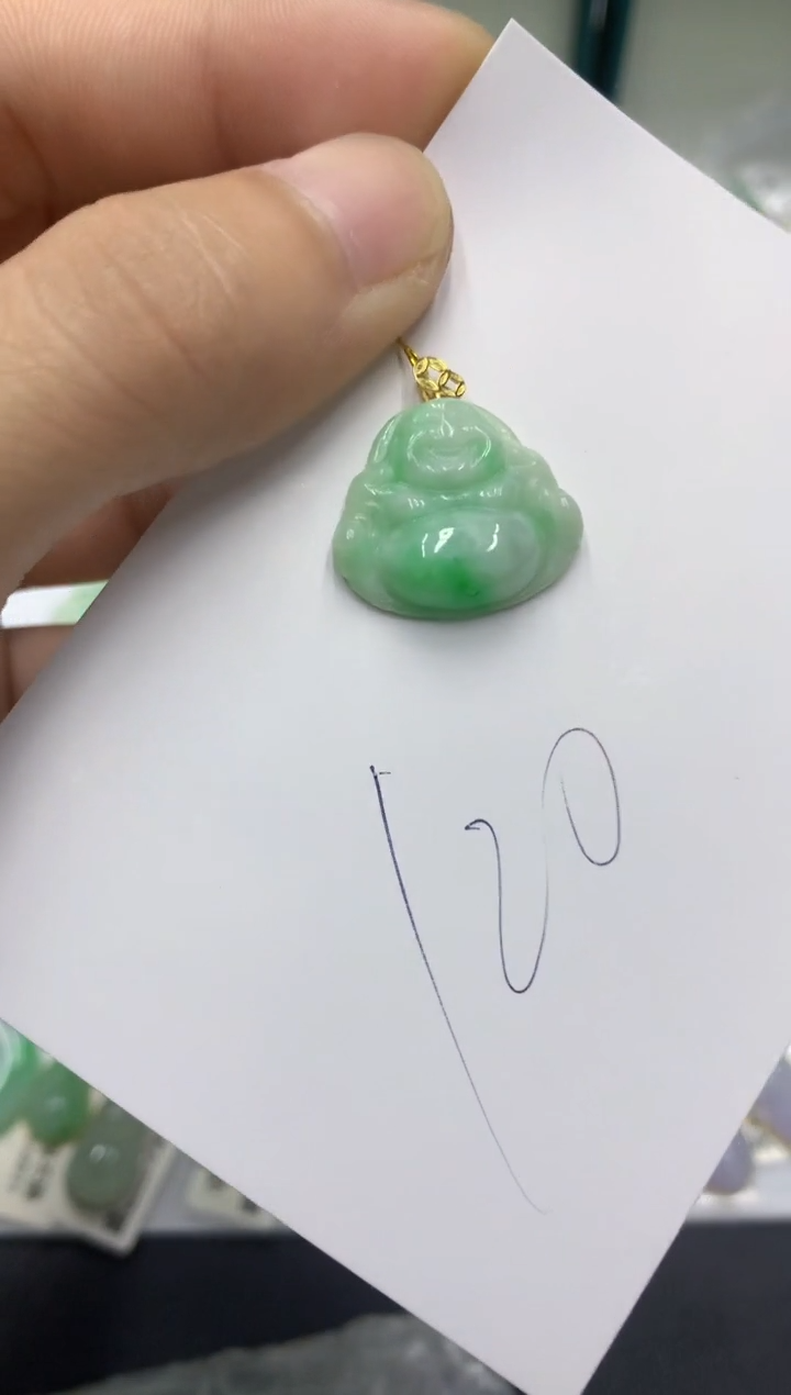 翡翠18K金镶嵌颈饰翡翠