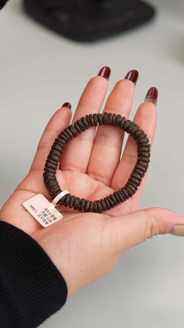 沉香手串泰国沉水盘缠珠单圈9.9克