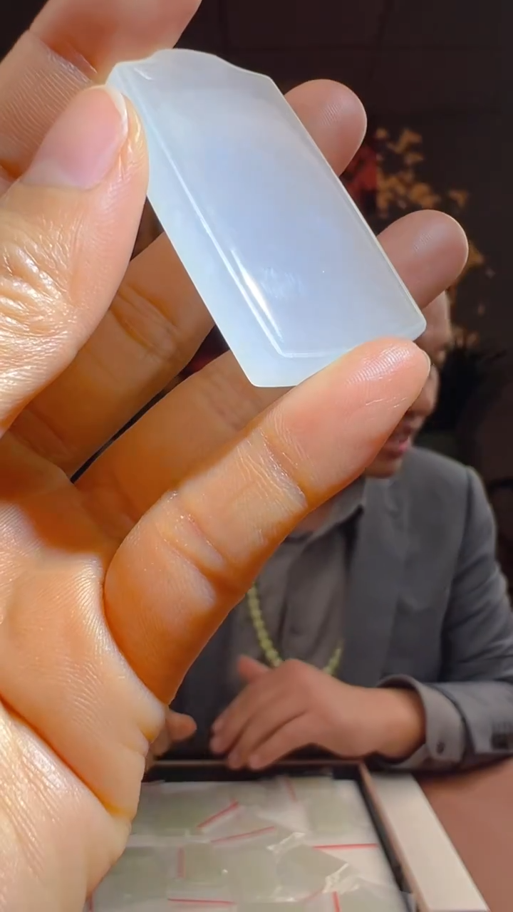 颈饰未镶嵌和田玉a40b