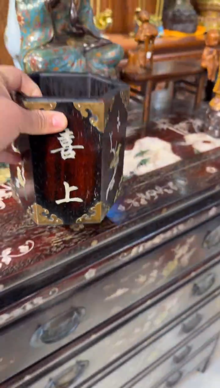 木紫檀 喜上眉梢 笔筒  180