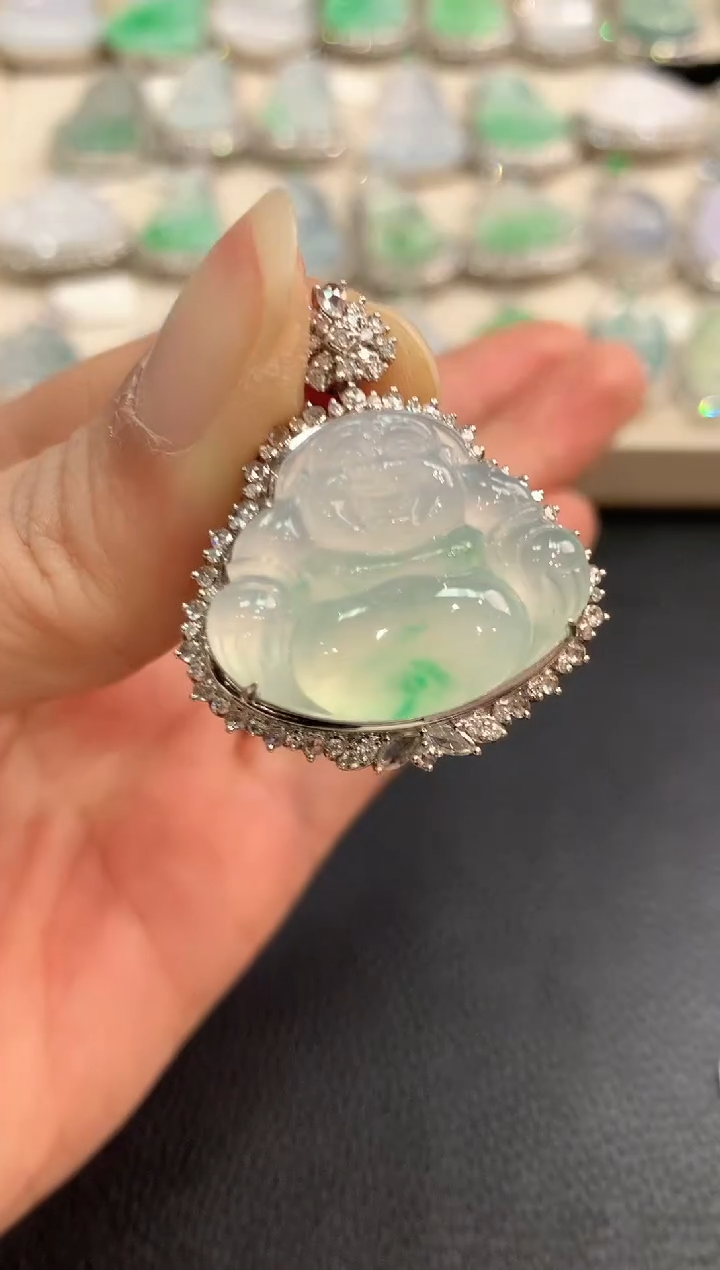 【闪购商品】翡翠吊坠(不含链)18K金镶嵌n61     