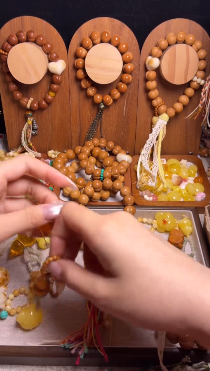 手串猴头核桃爱****@全品光面柯基爱心三通民族风珠子流苏手持