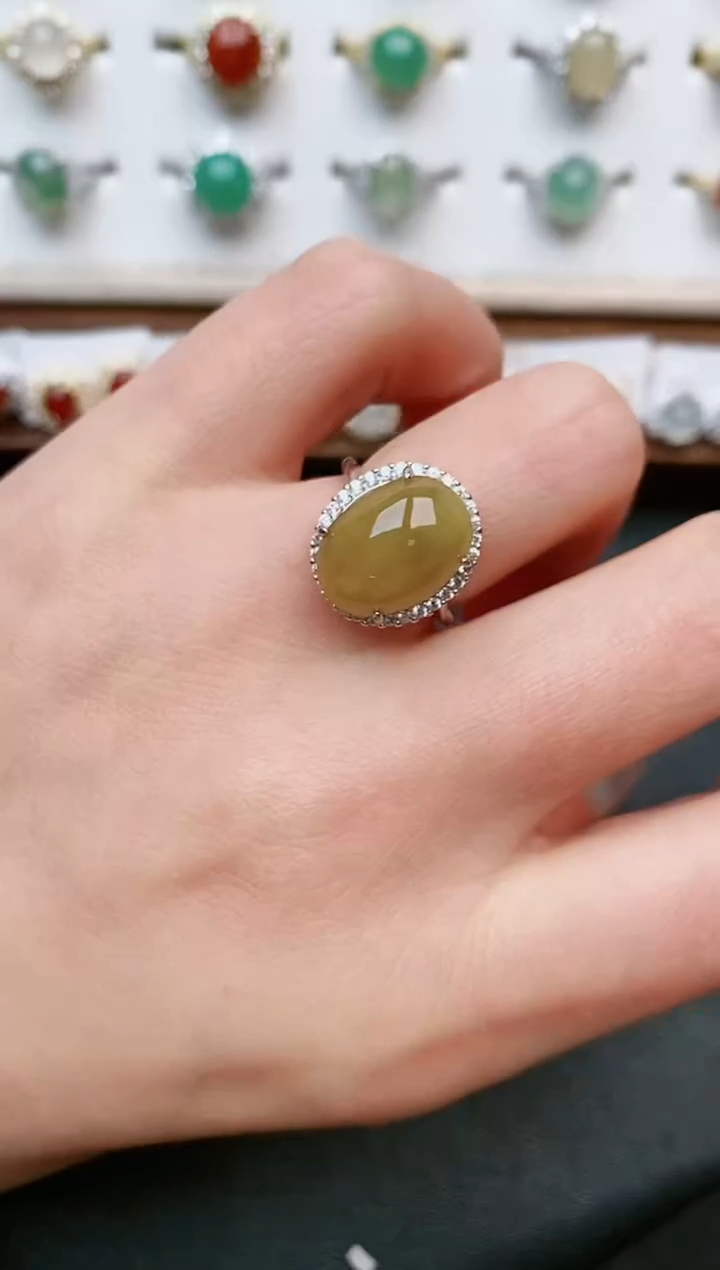 【闪购商品】翡翠戒指银S925镶嵌....