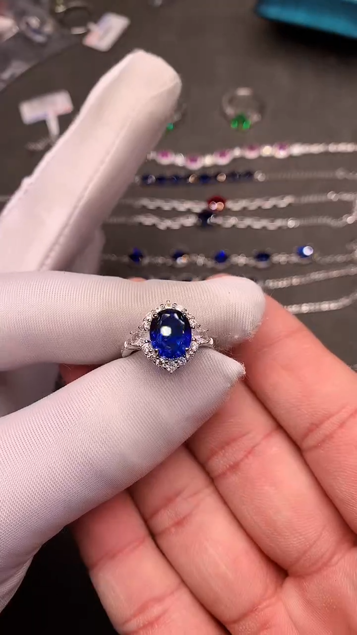 【闪购商品】蓝宝石戒指银S925镶嵌....