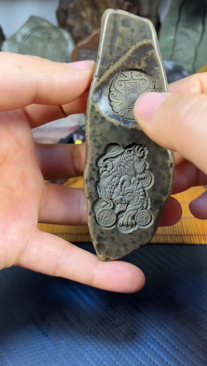 原石雕刻 默认打孔穿绳114