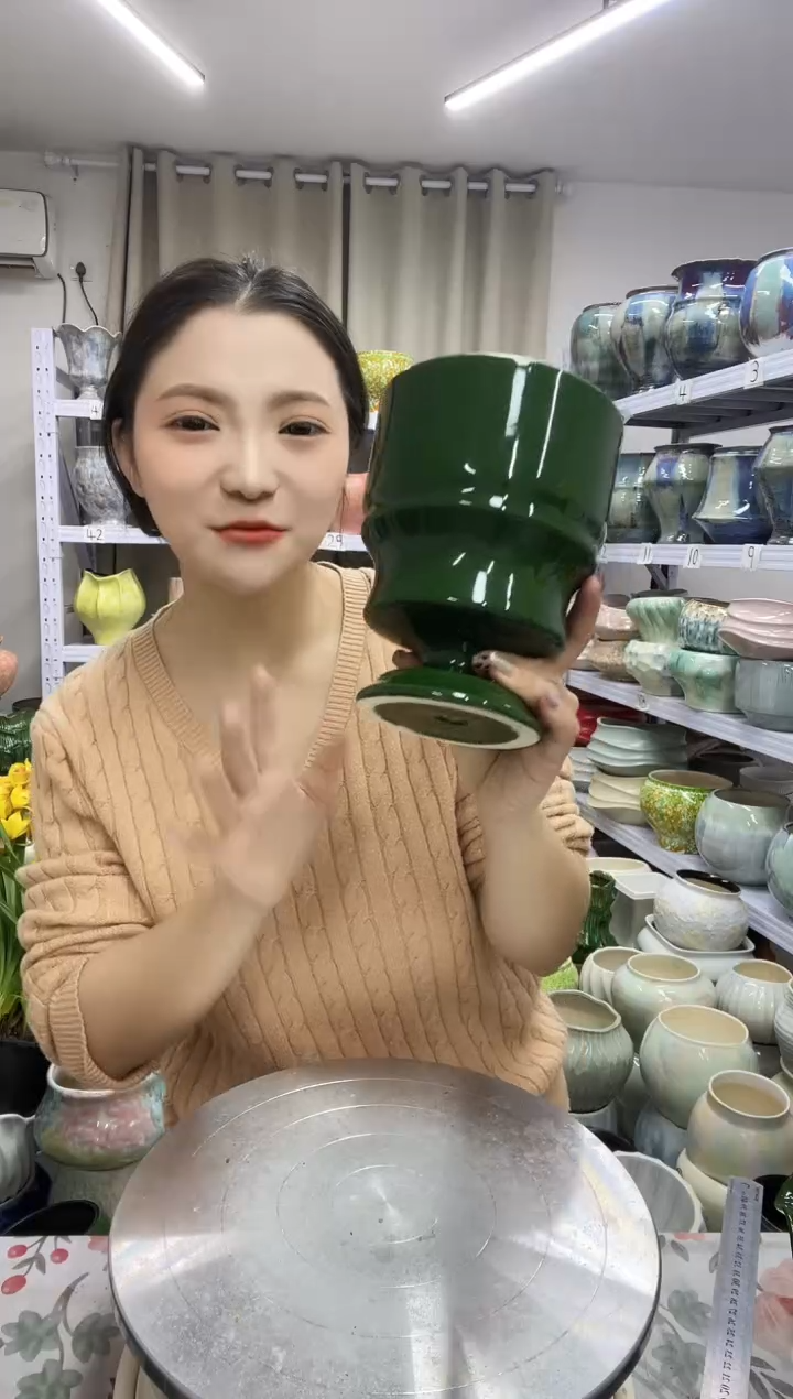 【12.7号】  花盆  高 ：    17口：12