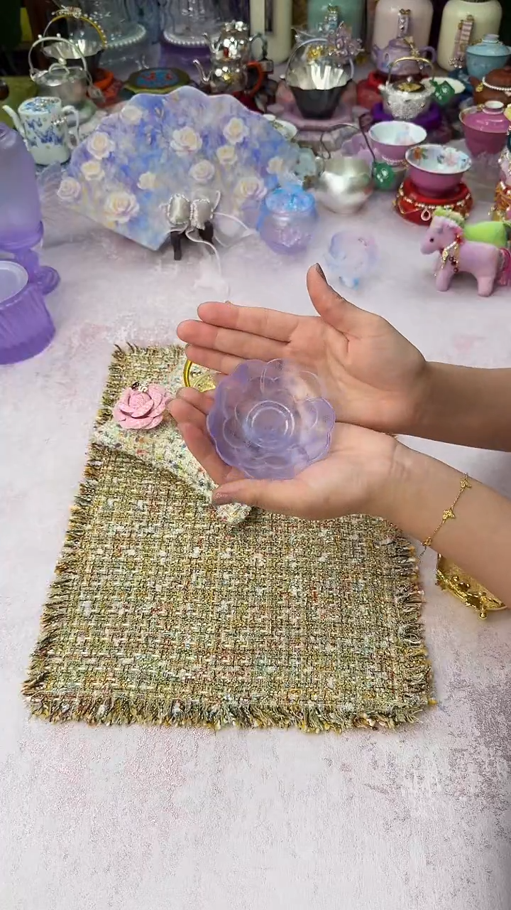 8卡普拉 山茶花琉璃杯托