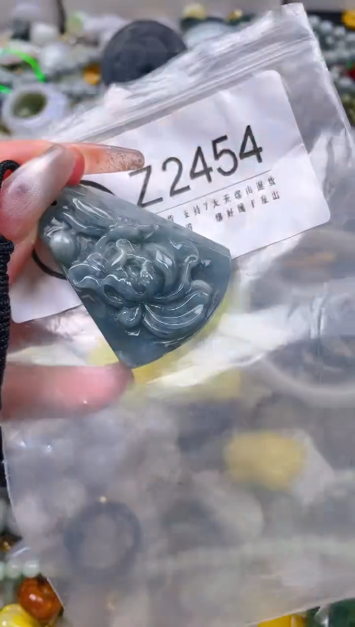 【闪购商品】翡翠颈饰未镶嵌/Z/翡翠A货一图一物