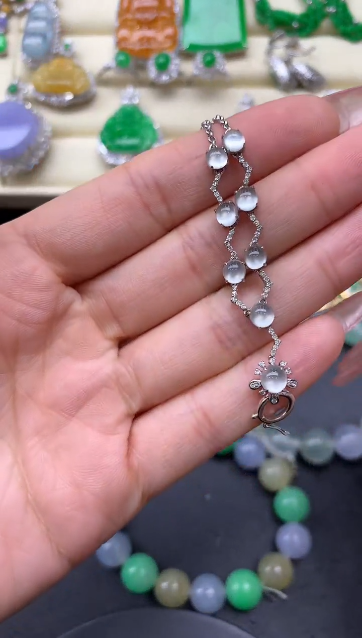 【闪购商品】翡翠颈饰18K金镶嵌579中国好珍宝