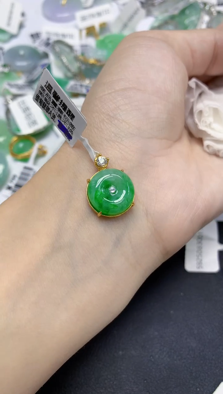 颈饰未镶嵌翡翠天然缅甸翡翠A货多样性发一件