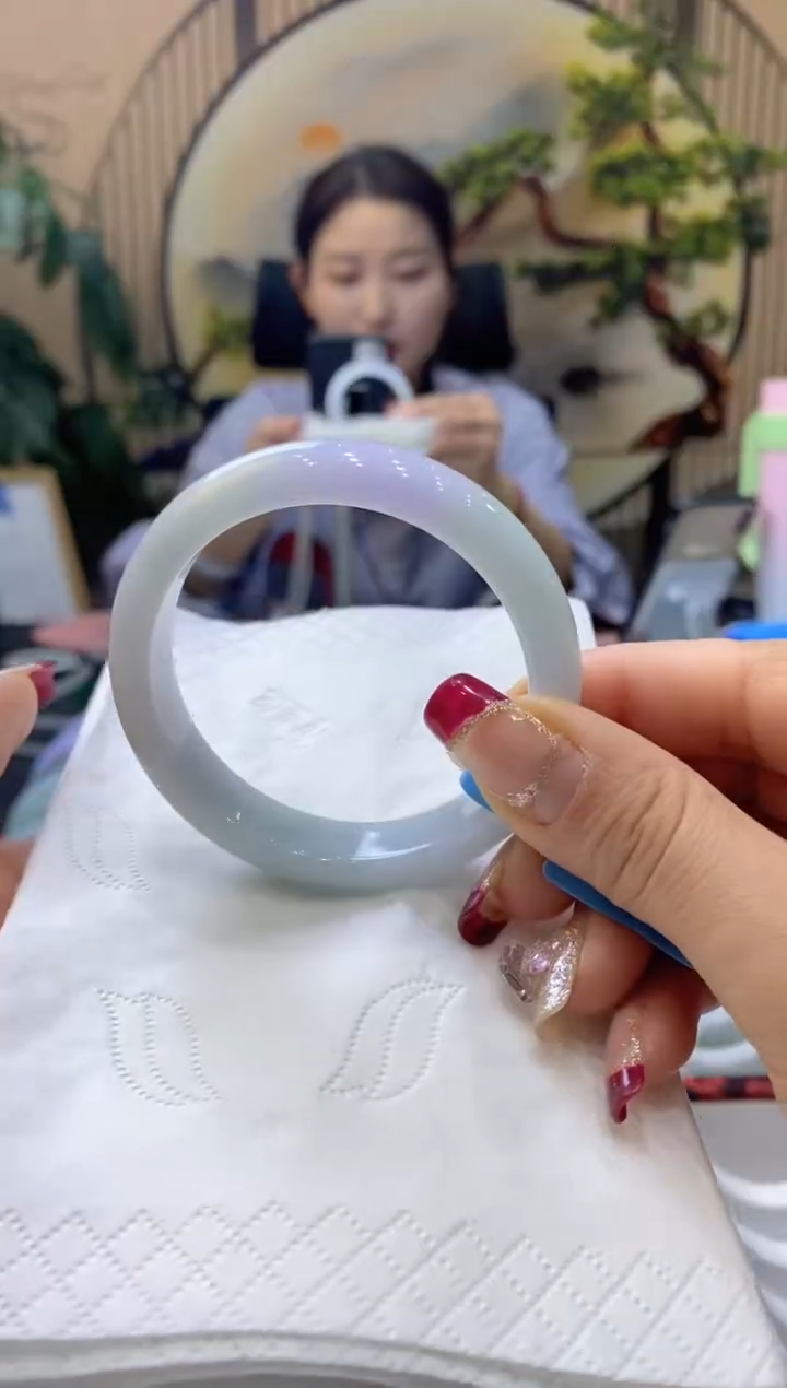 【闪购商品】翡翠手镯未镶嵌99909262