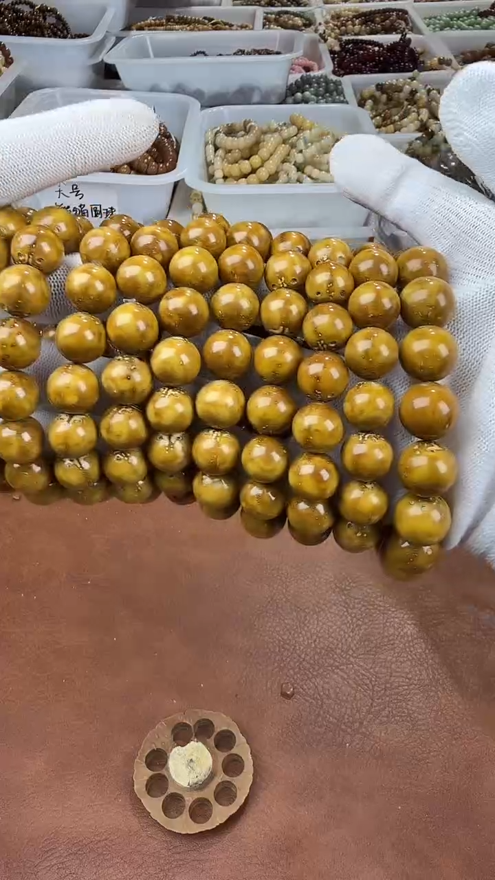 手串紫金鼠紫金鼠金黄圆珠