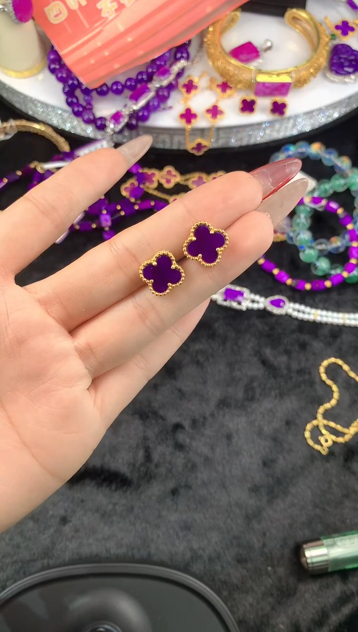 【闪购商品】苏纪石（舒俱来）.足金镶嵌舒俱来耳钉