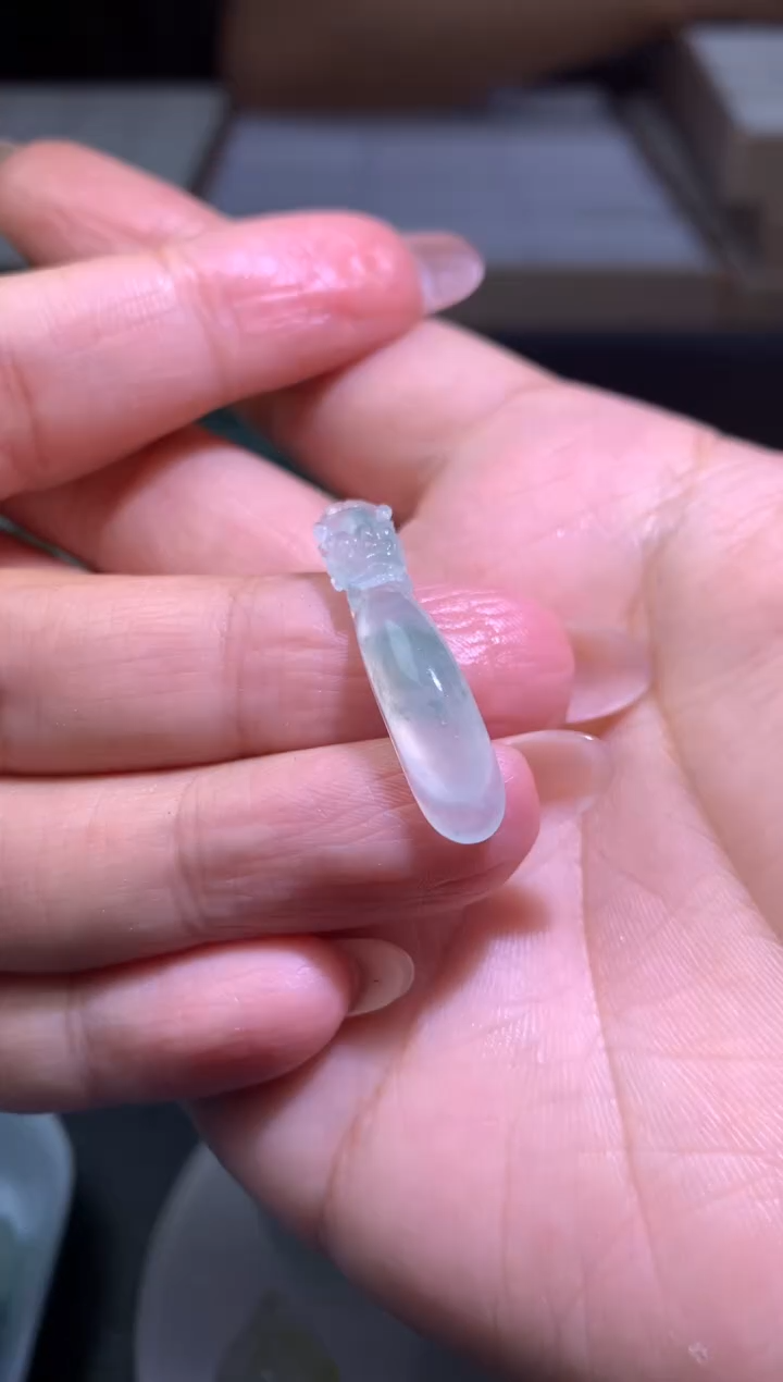 定制翡翠未镶嵌毛货