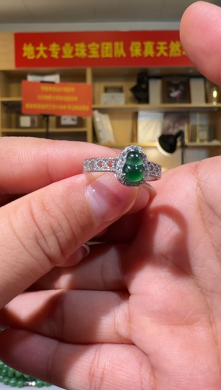 银S925镶嵌戒指翡翠5x7mm天然翡翠葫芦戒指多样性发一