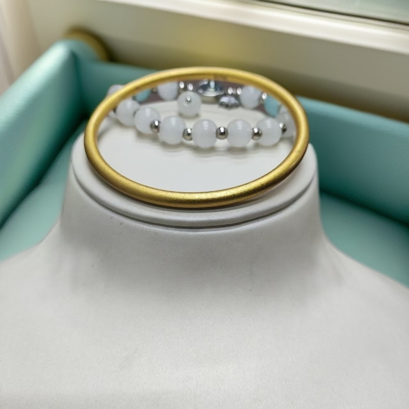 高奢贸易--百搭古法传承实心手镯a10DH