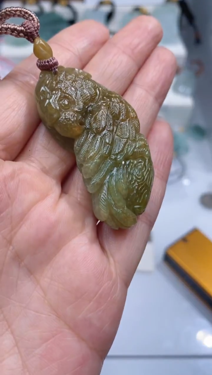 颈饰未镶嵌翡翠吊坠