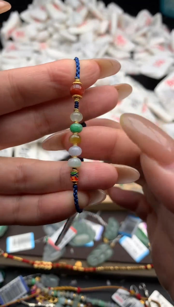 【闪购商品】翡翠手绳未镶嵌一