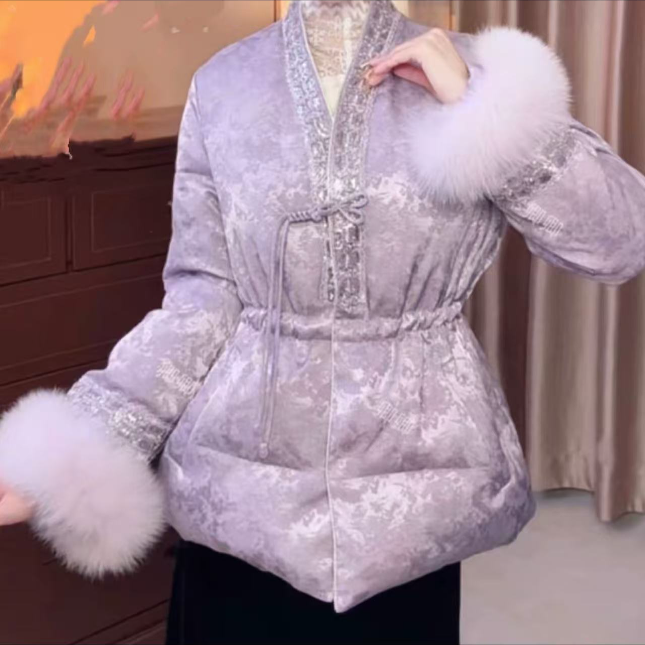 2025新中式V领亮片提花收腰显瘦保暖加厚棉衣女士冬季气质外套