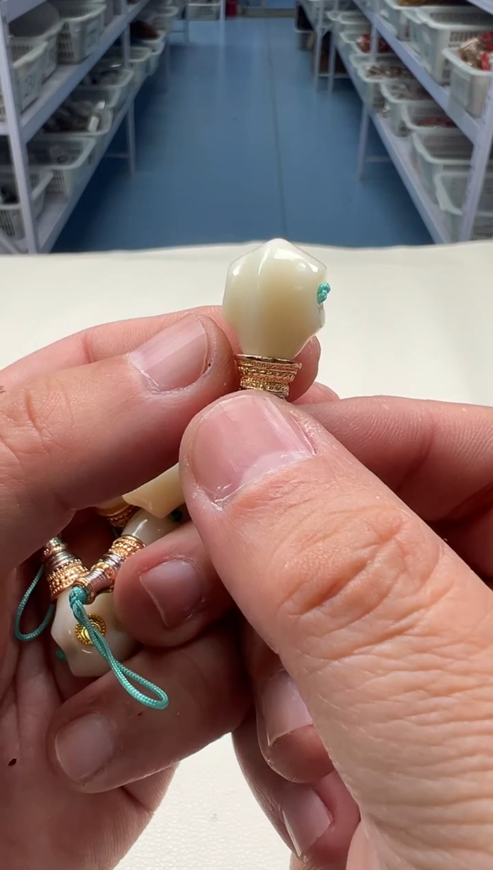 吊坠白玉菩提白色三通一个6554