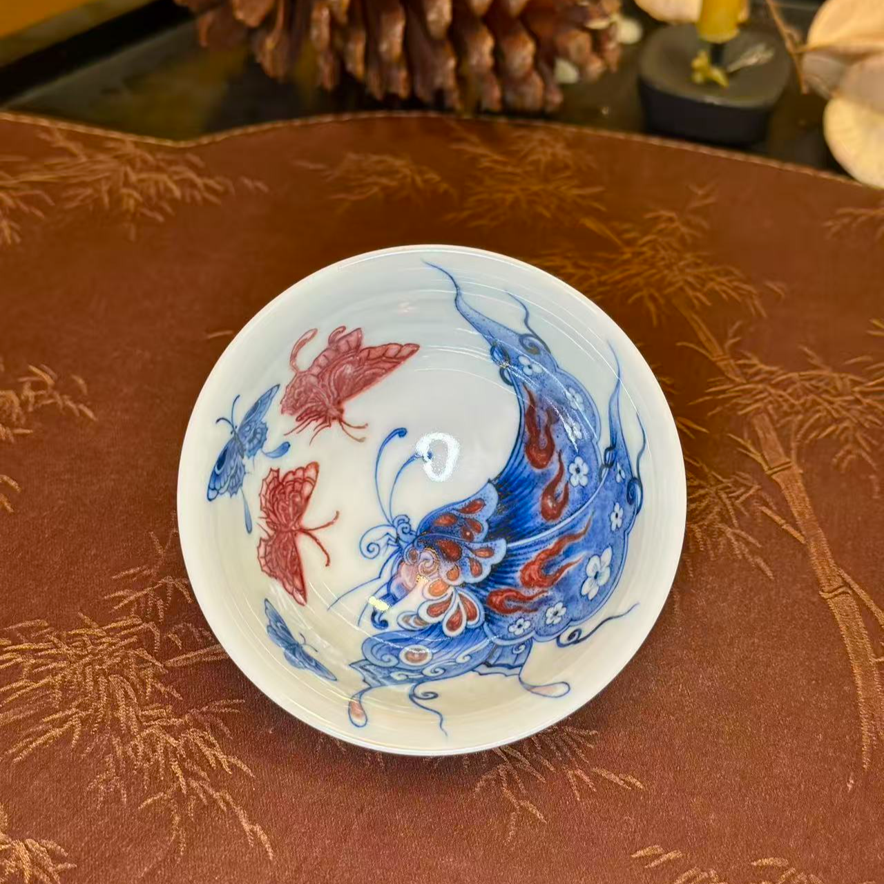 勤义堂 青花釉里红翩翩仙蝶普洱杯