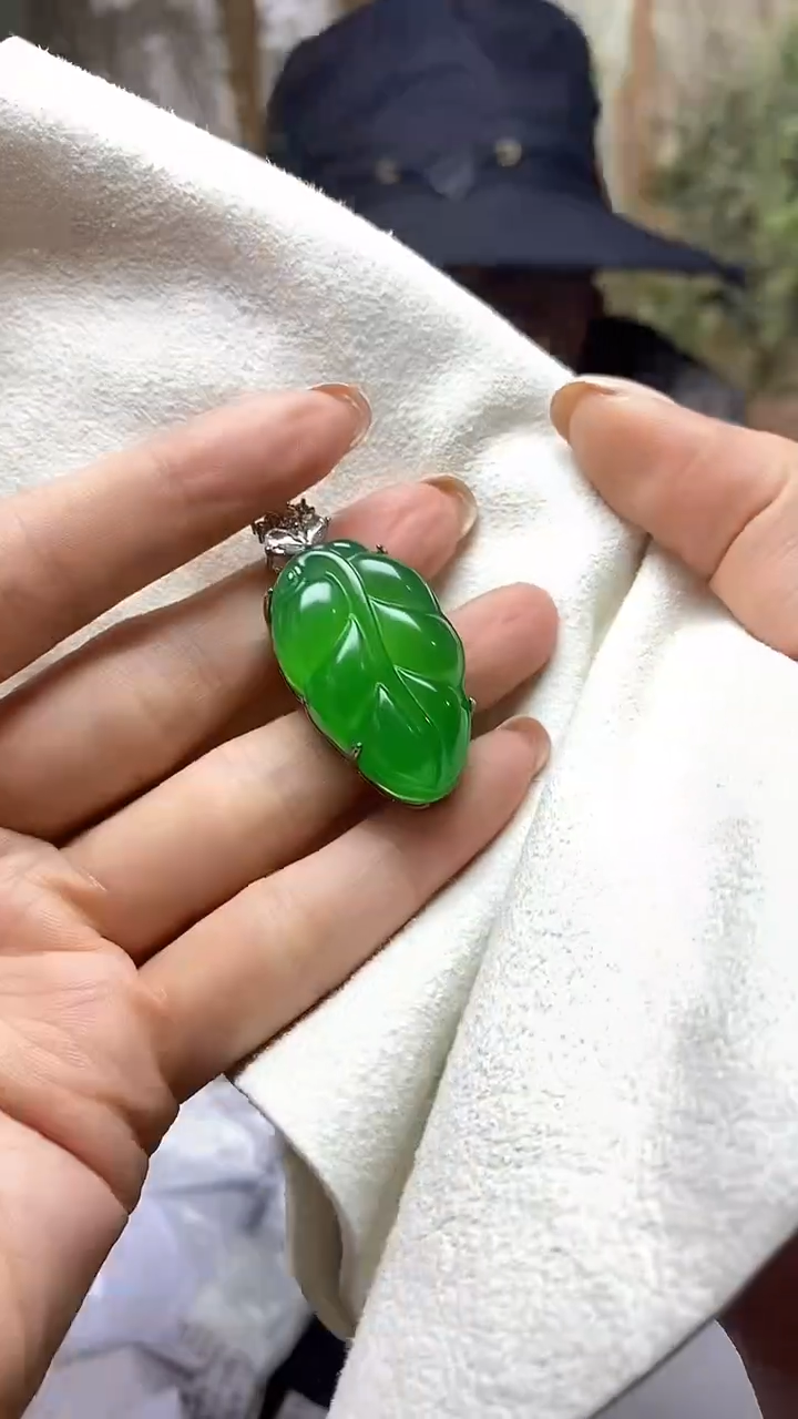 满色吊坠 所见即所得！！