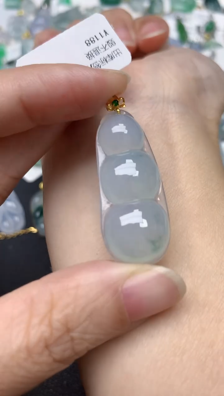 颈饰18K金镶嵌翡翠天然缅甸A货翡翠