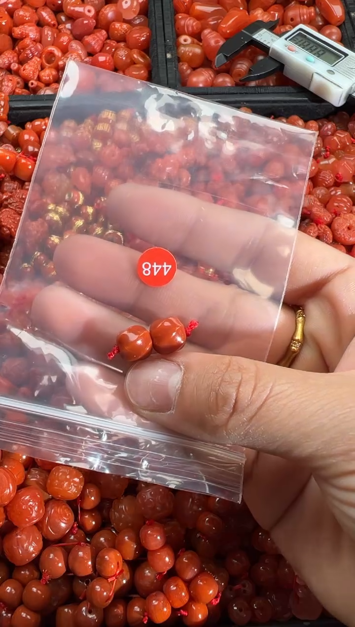 【闪购商品】南红玛瑙颈饰未镶嵌1