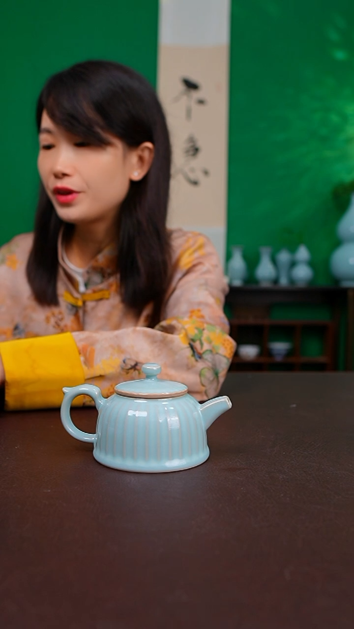 天青青莲壶不完美 简装