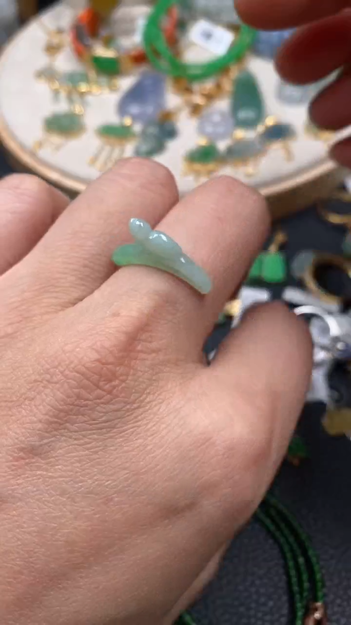 【闪购商品】翡翠颈饰未镶嵌翡翠净货26765