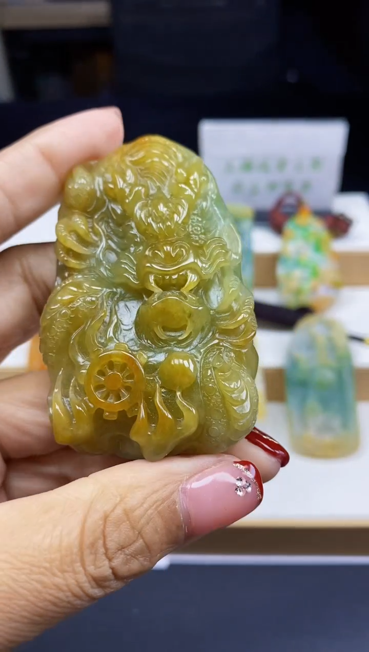 【闪购商品】翡翠颈饰未镶嵌翡翠A货