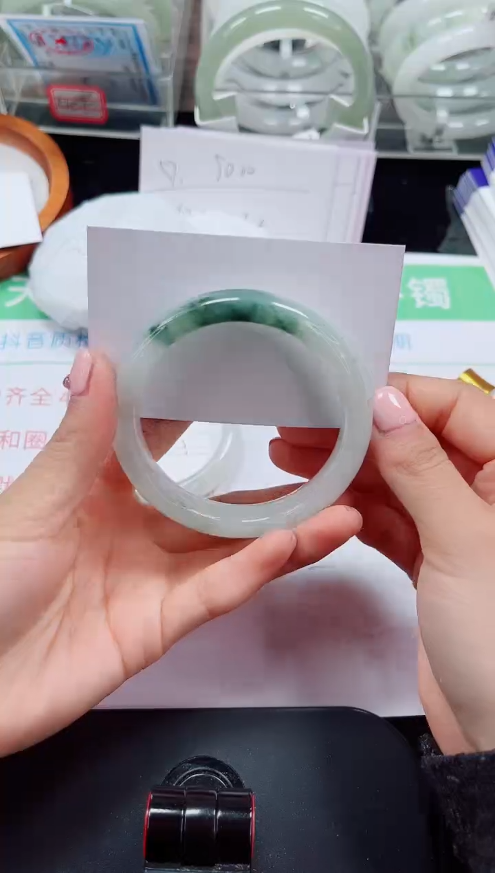 未镶嵌手镯石英质玉100-58/59