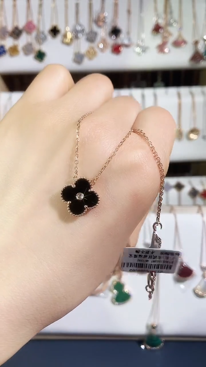 【闪购商品】钻石套链18K金镶嵌钻石K玫黑草