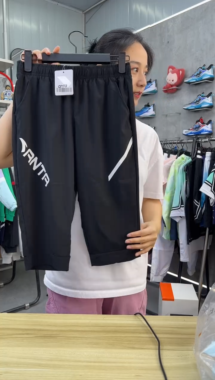 安踏儿童衣服尺码 ：150