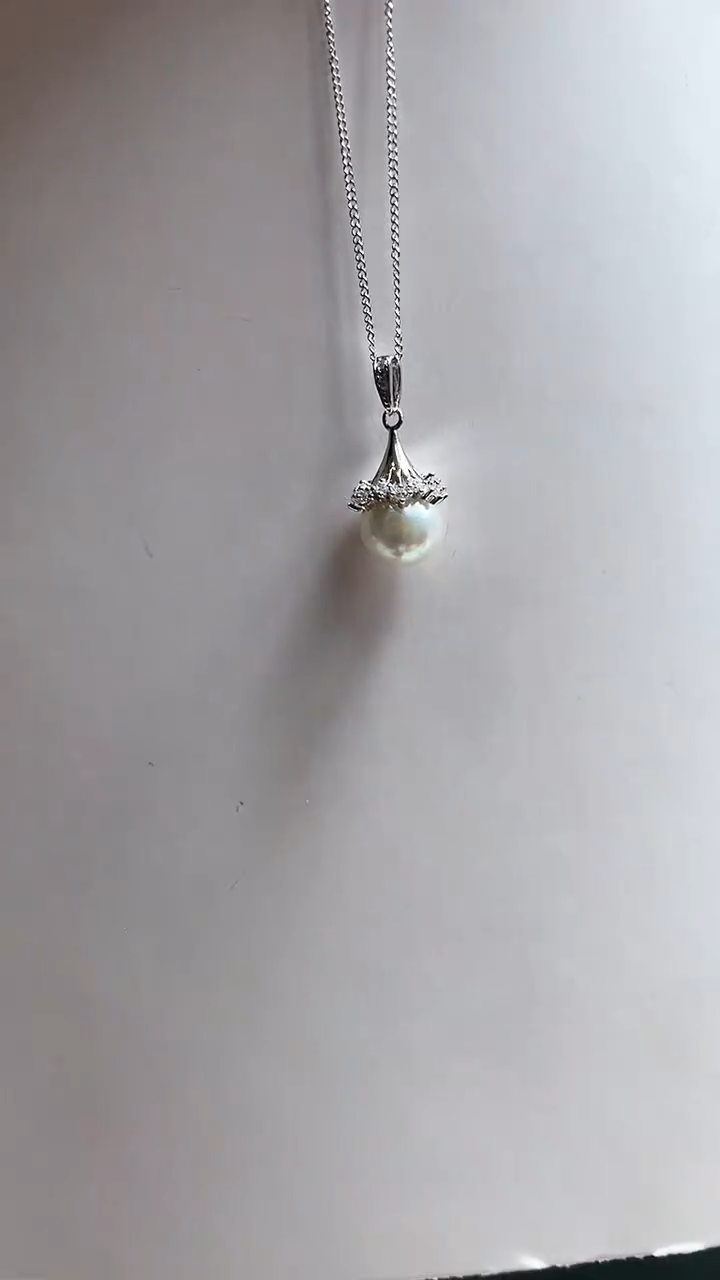 【闪购商品】海水珍珠颈饰银S925镶嵌梨花头帽子珍珠吊坠