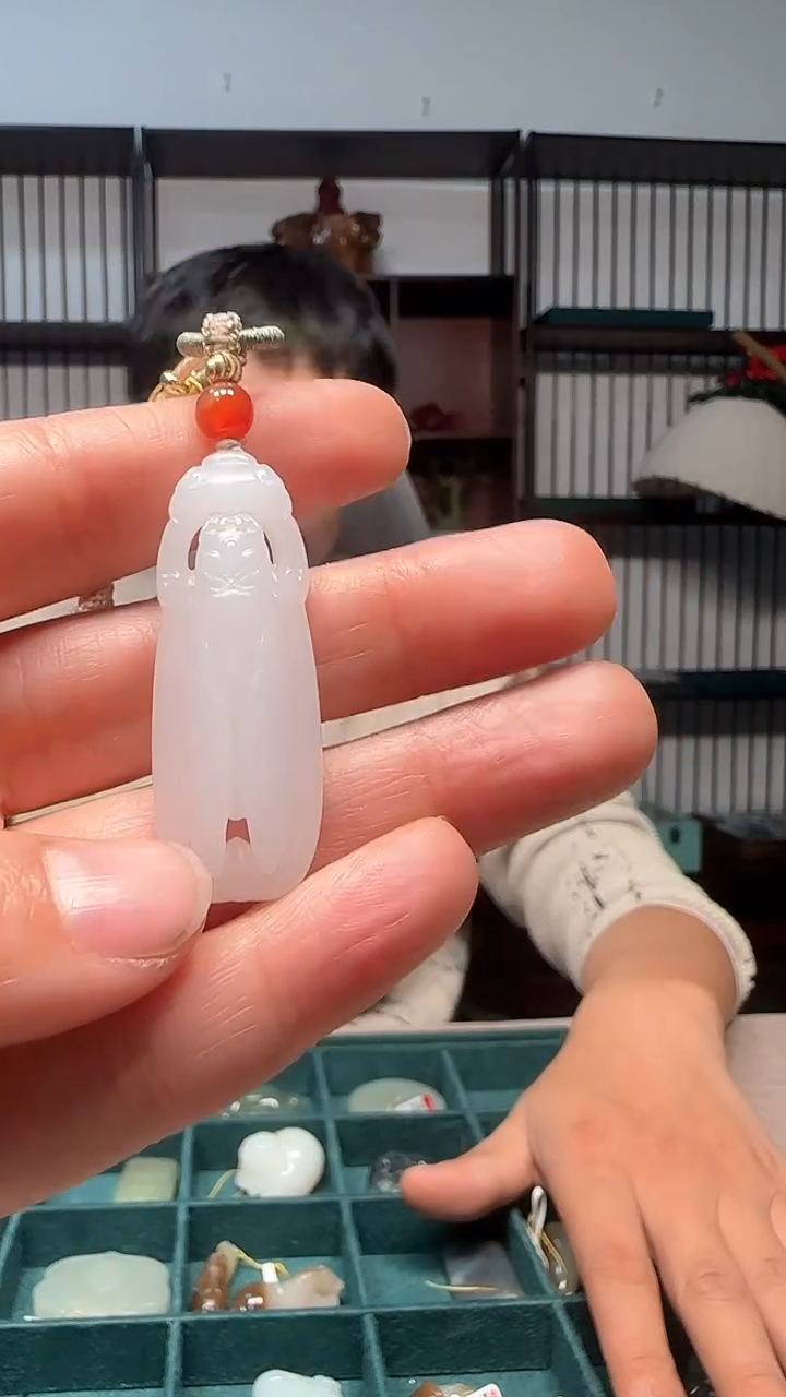 【闪购商品】和田玉（糖玉）颈饰未镶嵌蝉吊坠