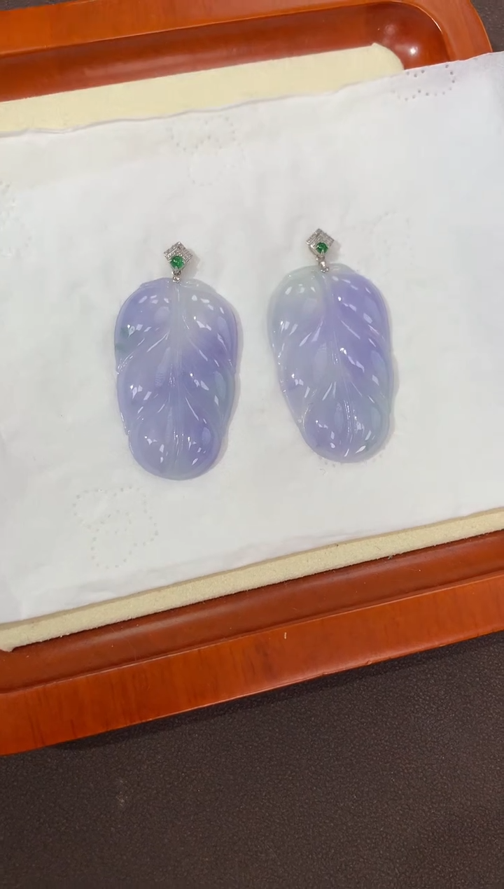 【闪购商品】翡翠颈饰18K金镶嵌天然缅甸a货翡翠(多样性发其一)