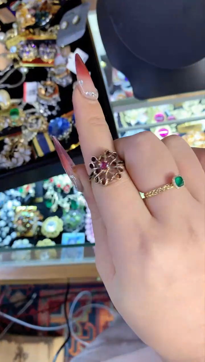 【闪购商品】瓷片楚楚中古珠宝甄选不退换