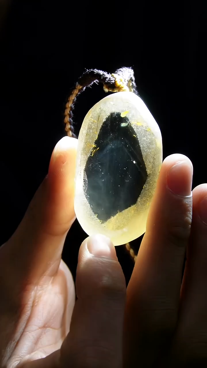 吊坠(赠链)未镶嵌水晶水晶