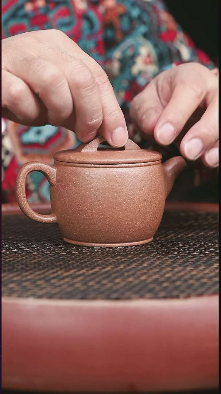 茶壶紫砂桃花泥汉瓦220CC