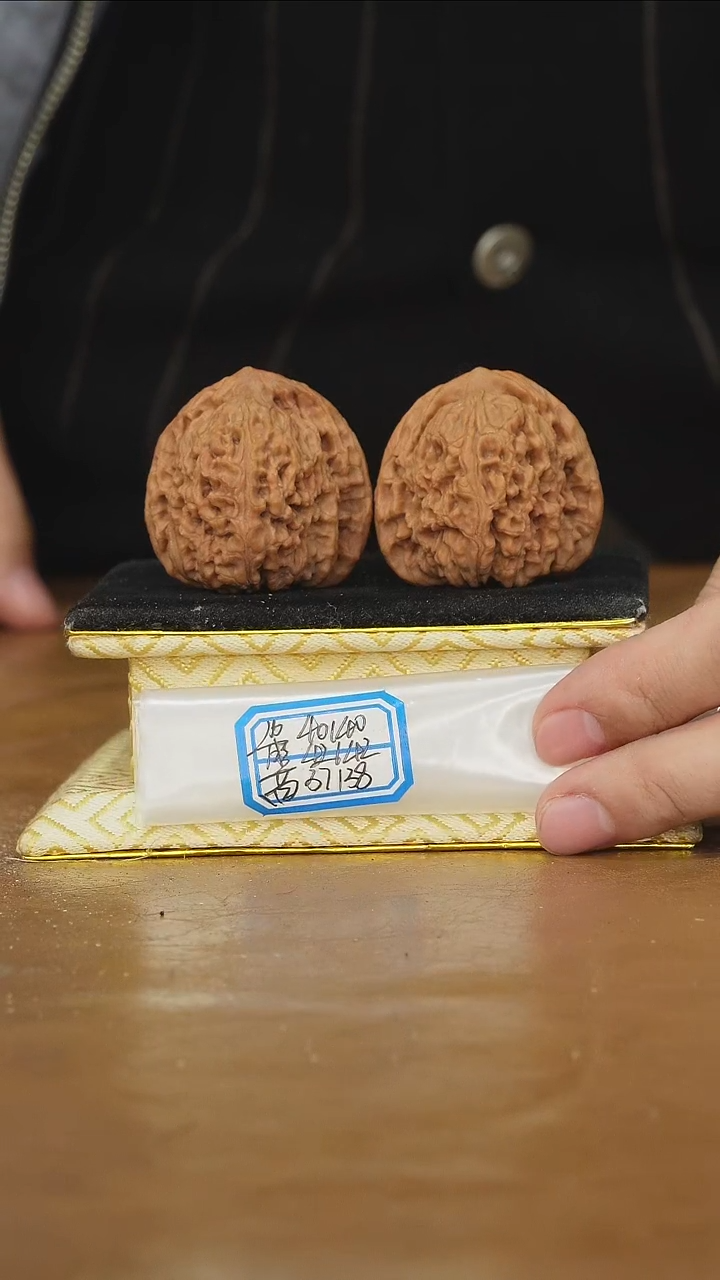 把件文玩核桃赵喜满南将石