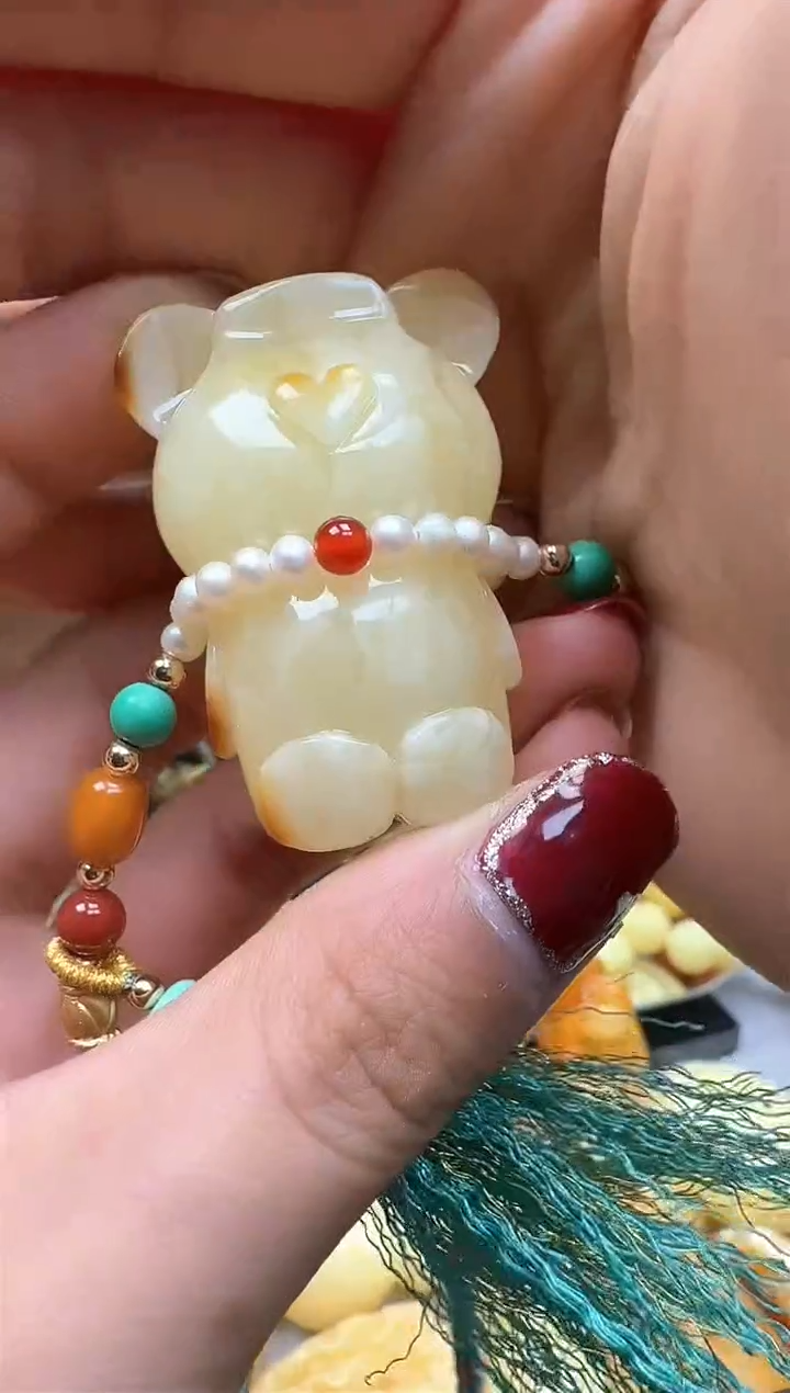 【闪购商品】琥珀裸石未镶嵌挂坠