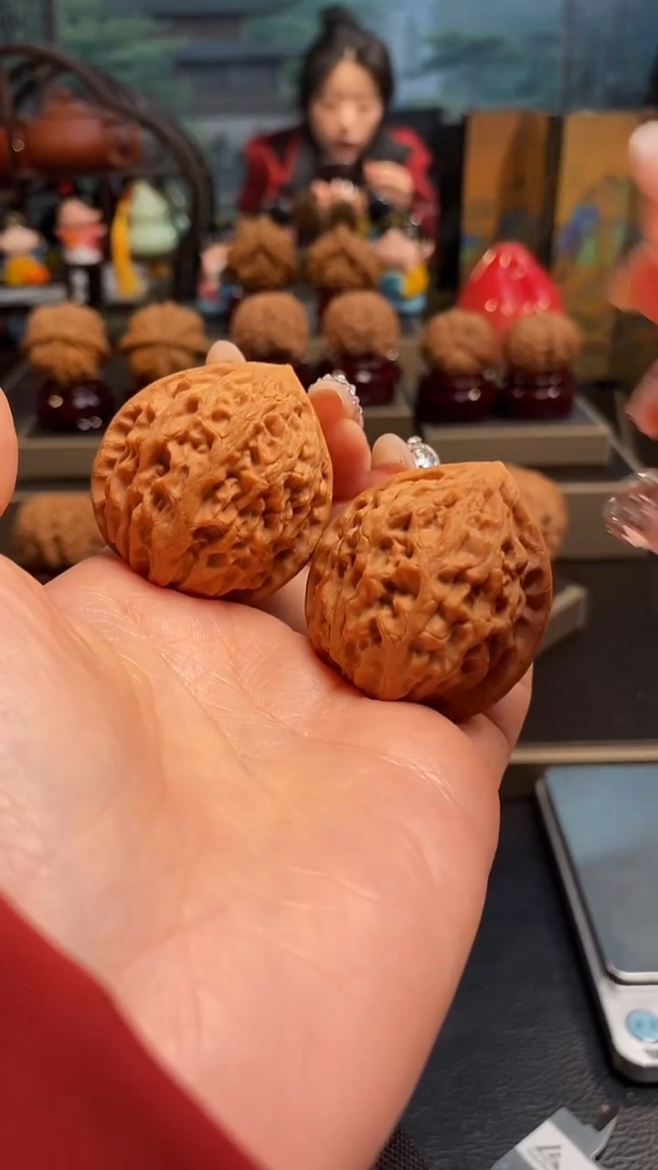 【闪购商品】文玩核桃把件B472金牛38