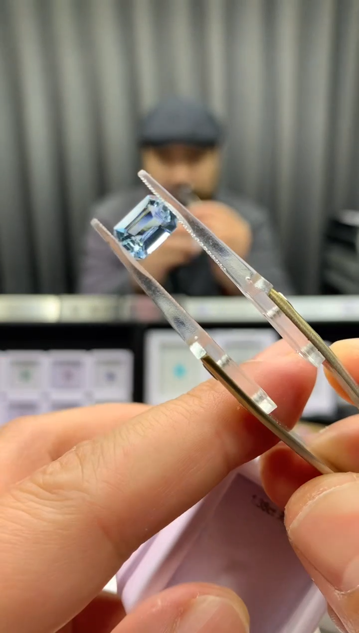 【闪购商品】海蓝宝石笔搁未镶嵌1.38ct 9