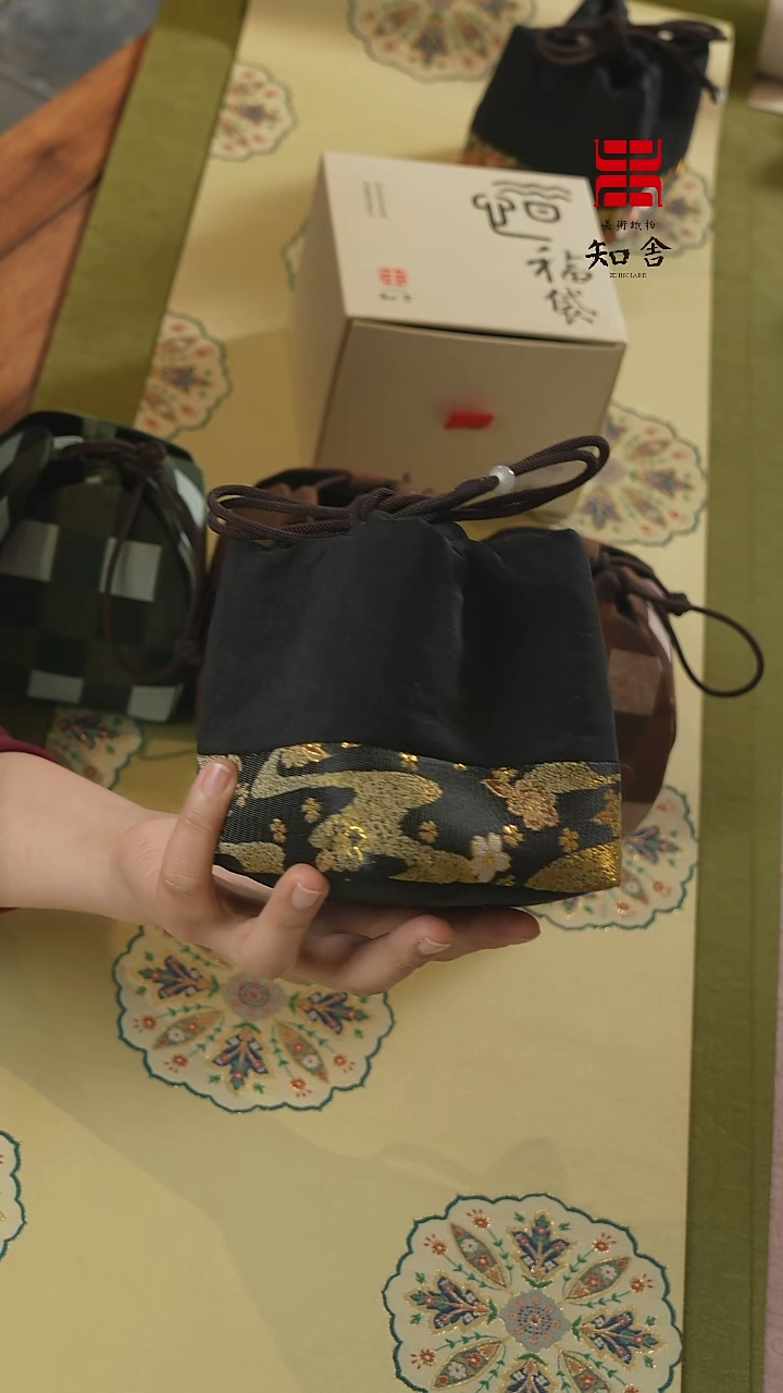 【闪购商品】杯袋···········