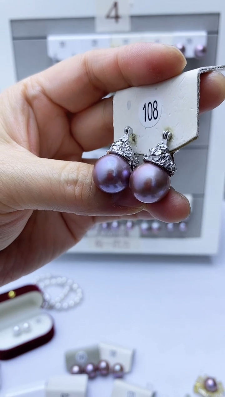 【闪购商品】淡水珍珠耳饰银S925镶嵌108