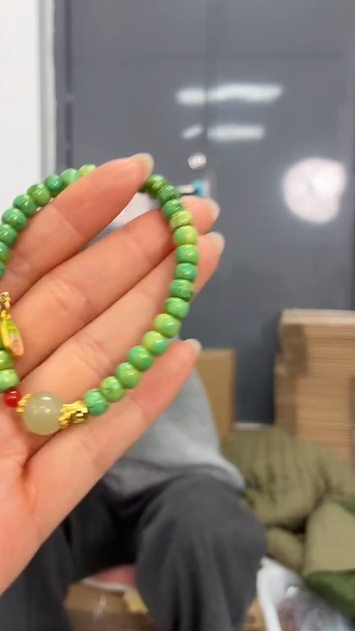 【慧慧甄选】高端轻奢手链多样性发货HF2720S