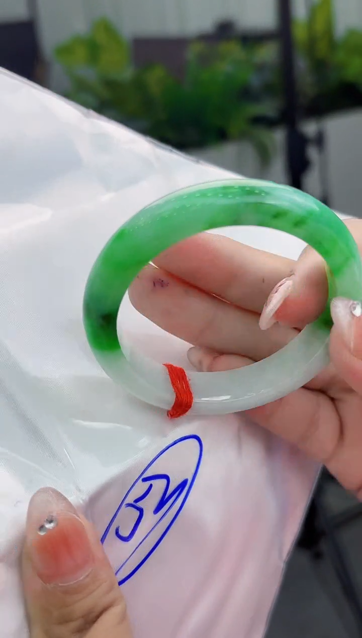 【闪购商品】翡翠手镯未镶嵌翡翠手镯