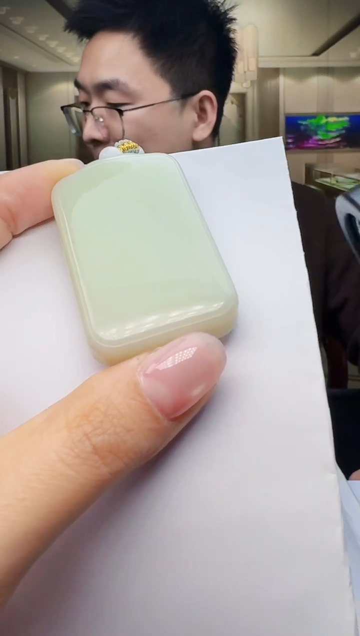 定制和田玉玉界匠心天然和田玉（拍一发一）